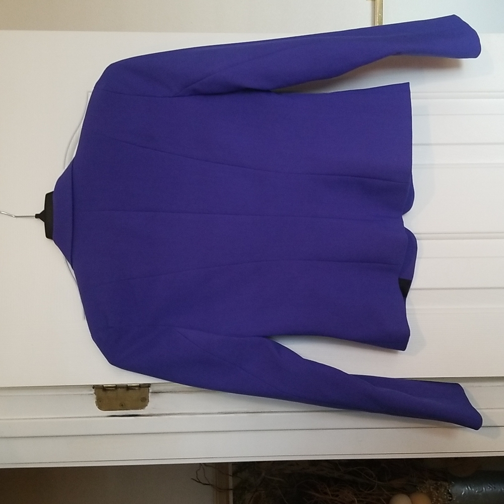 Fitted Jacket - Picture 2 of 3